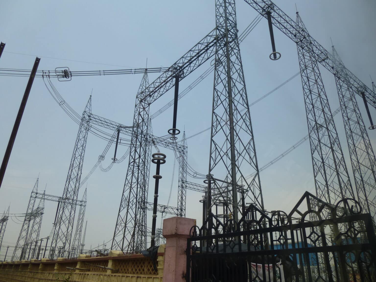 Highvoltage directcurrent transmission solutions (HDVC) Lorünser